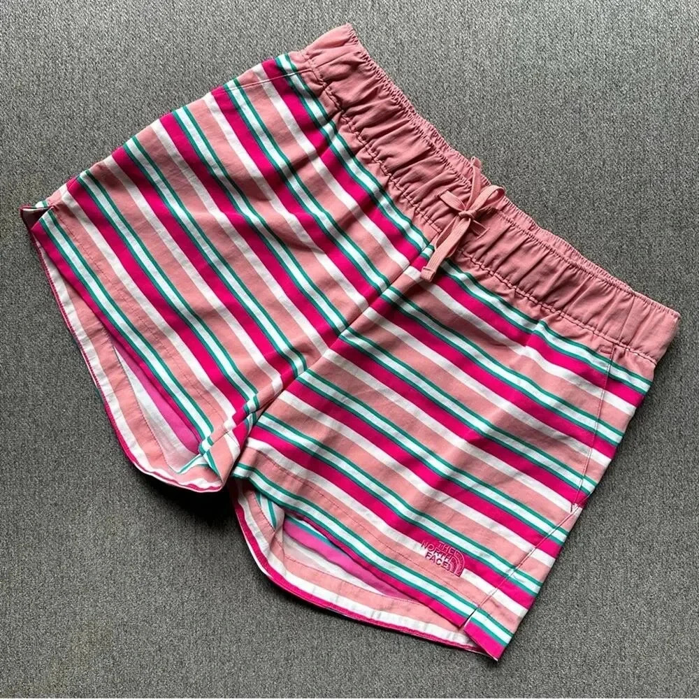 The North Face Class V Mini Striped Active Shorts Medium